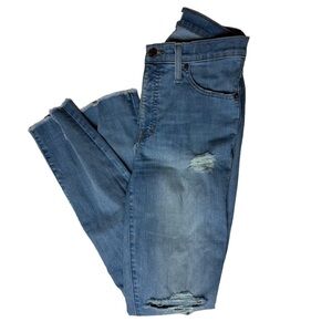 Madewell 9” High-Rise Skinny Ontario Wash- Distressed Hem Size 27